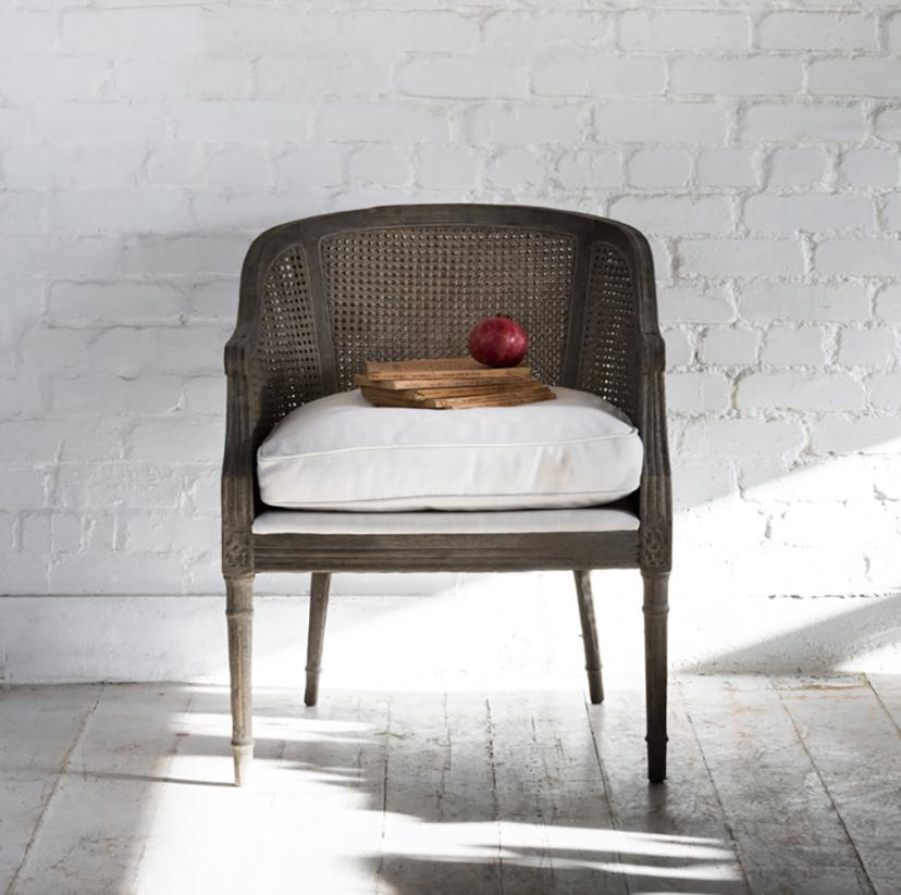 Bergere Rattan Chair - Ivory - www.proven-salle.com