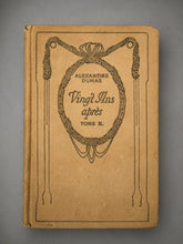 Load image into Gallery viewer, Set of 3 Vintage French Books