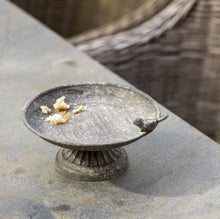Load image into Gallery viewer, Small Metal Bird Feeder