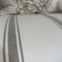Load image into Gallery viewer, French Louis Style 3-Seater - F&amp;B Mouse’s Back