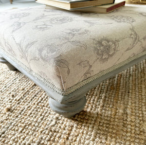Long Footstool - Taupe - www.proven-salle.com