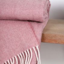 Pure Wool Throw - Pink-www.proven-salle.com